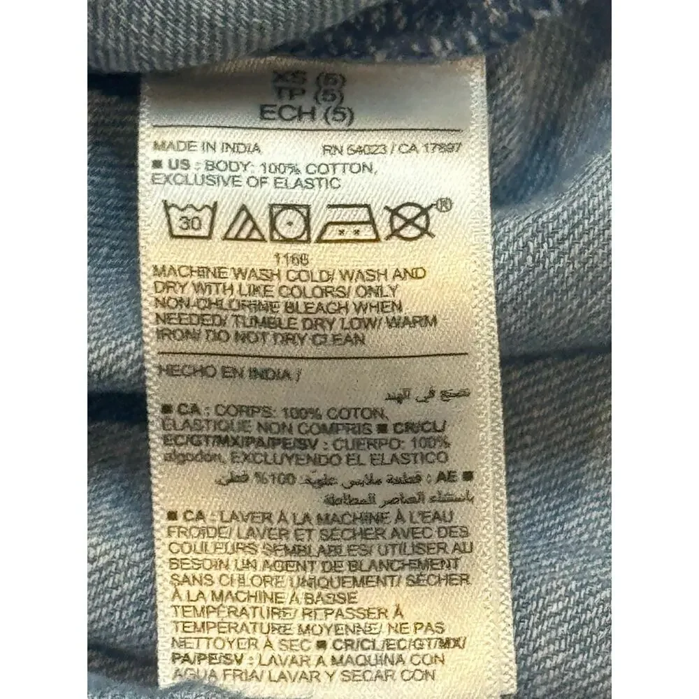 Old Navy Girls Denim Dress Size 5 Blue Sleeveless Smocked Back Cotton
